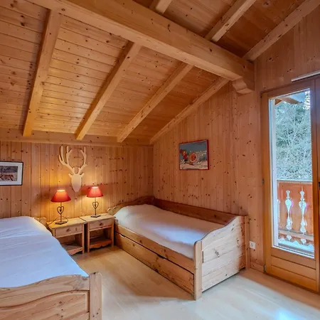 Holiday home Chalet 8 A 10 Pers Entre Lac Et Montagnes Bernex